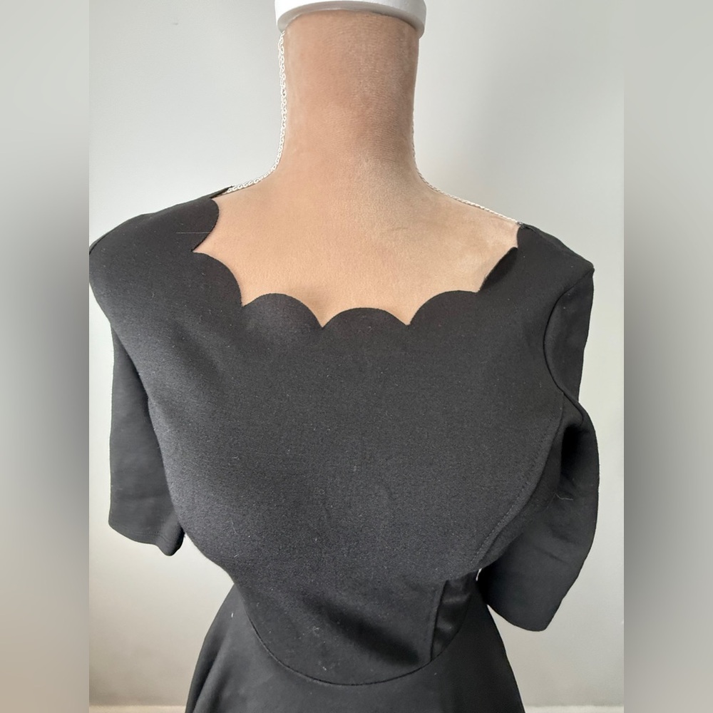 Lulu's Black Scalloped Long Sleeve Dress - Picture 4 of 6